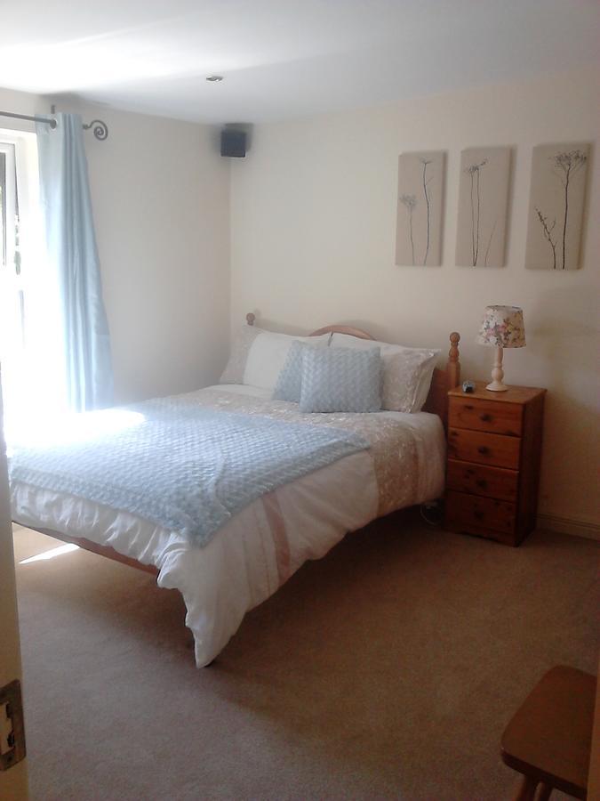 Swinford Bridge Street Apartment Eksteriør bilde